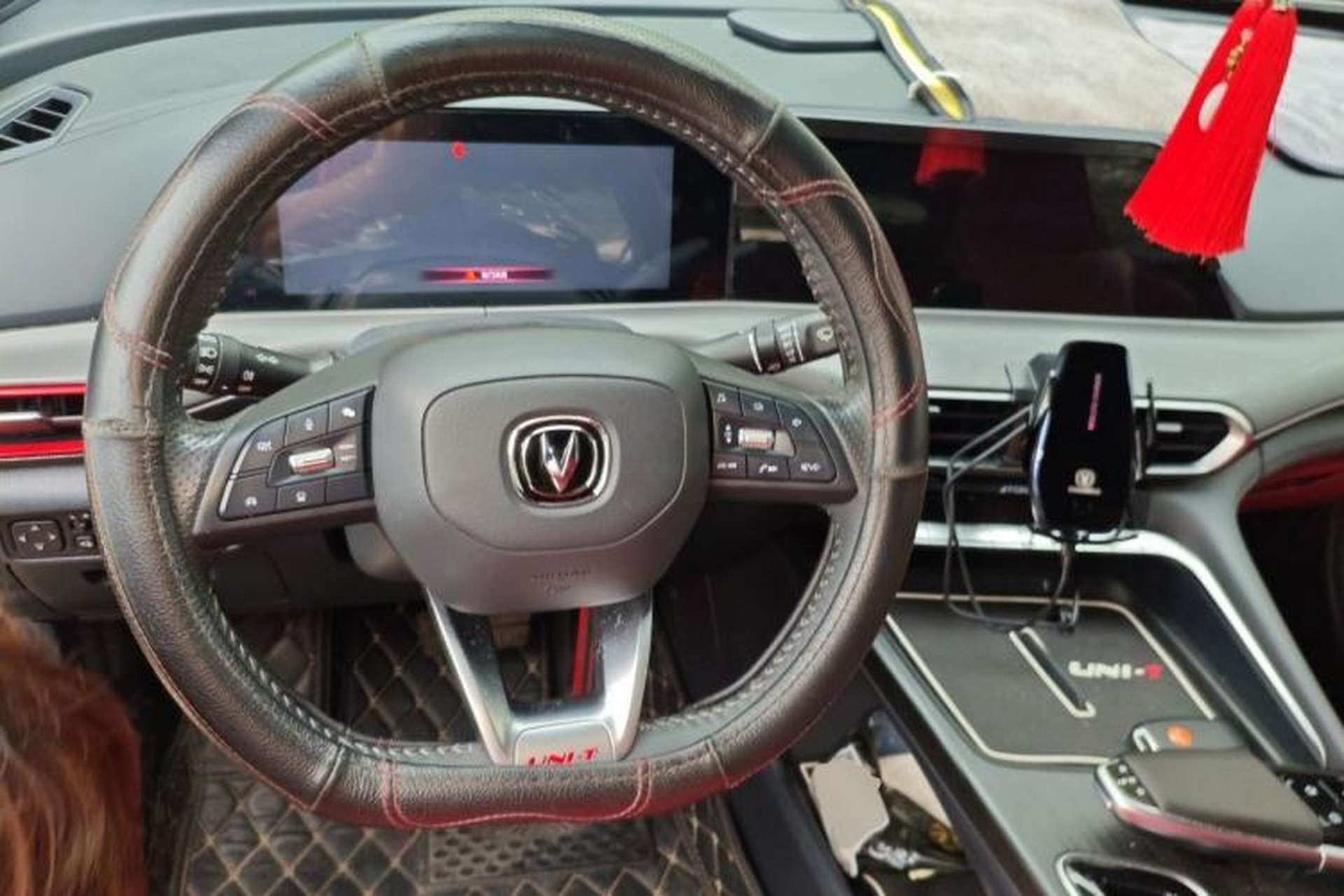 Used CHANGAN UNI-T 2020 1.5T Prestige Version Steering Wheel