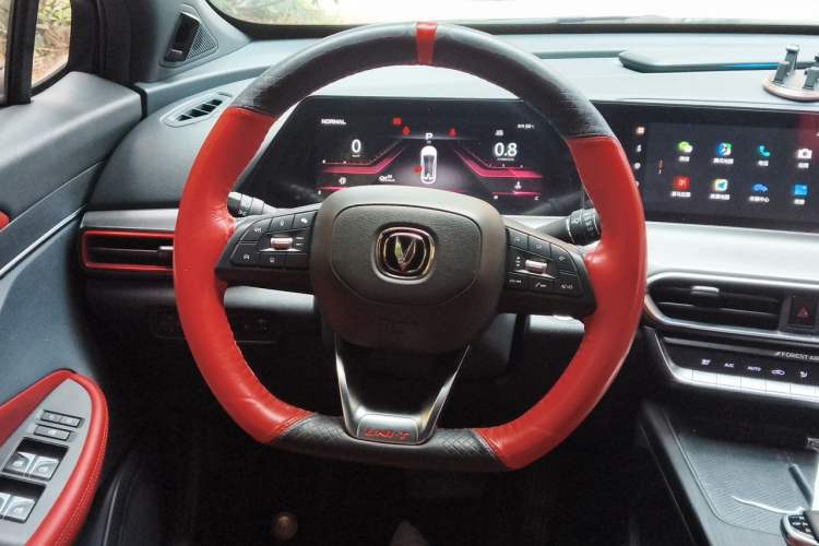 Used CHANGAN UNI-T 2020 1.5T Prestige Version Steering Wheel