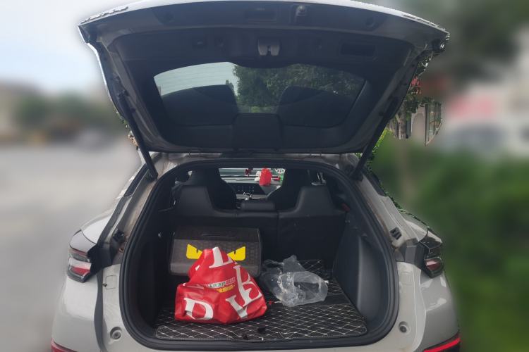 Used CHANGAN UNI-T 2020 1.5T Flagship Version Trunk