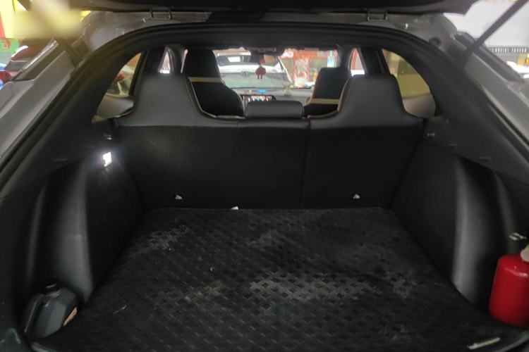 Used CHANGAN UNI-T 2020 1.5T Prestige Version Trunk