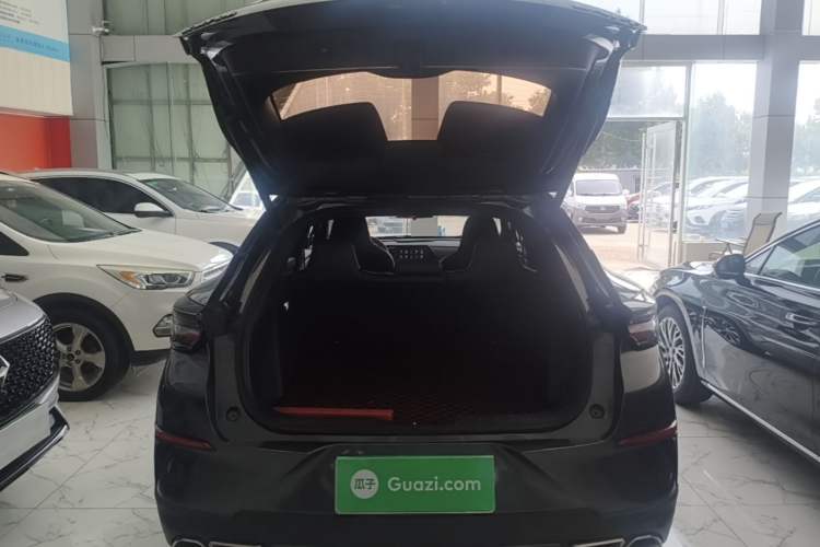 Used CHANGAN UNI-T 2020 1.5T Flagship Version Trunk