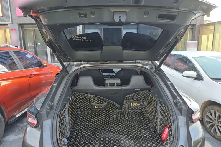 Used CHANGAN UNI-T 2020 1.5T Flagship Version Trunk