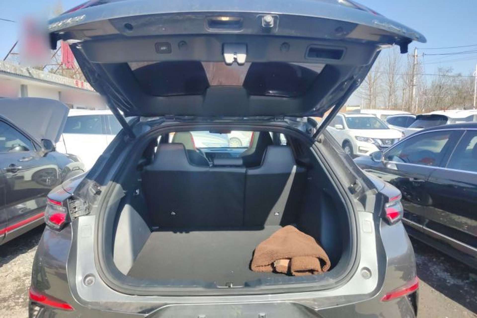 Used CHANGAN UNI-T 2020 1.5T Flagship Version Trunk