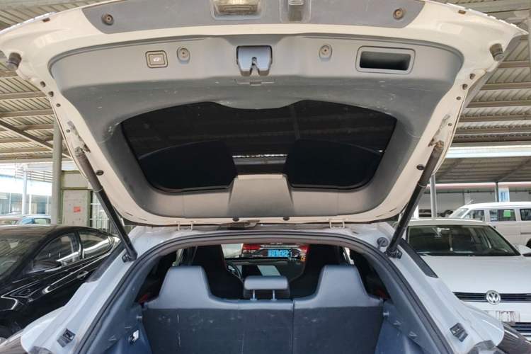 Used CHANGAN UNI-T 2020 1.5T Flagship Version Trunk