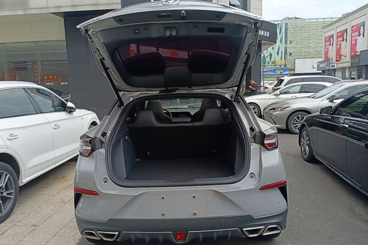 Used CHANGAN UNI-T 2020 1.5T Flagship Version Trunk