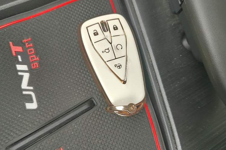 Used CHANGAN UNI-T 2020 1.5T Flagship Version Vehicle Key