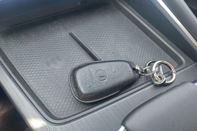 Used CHANGAN UNI-T 2020 1.5T Flagship Version Vehicle Key