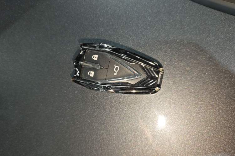 Used CHANGAN UNI-T 2020 1.5T Prestige Version Vehicle Key
