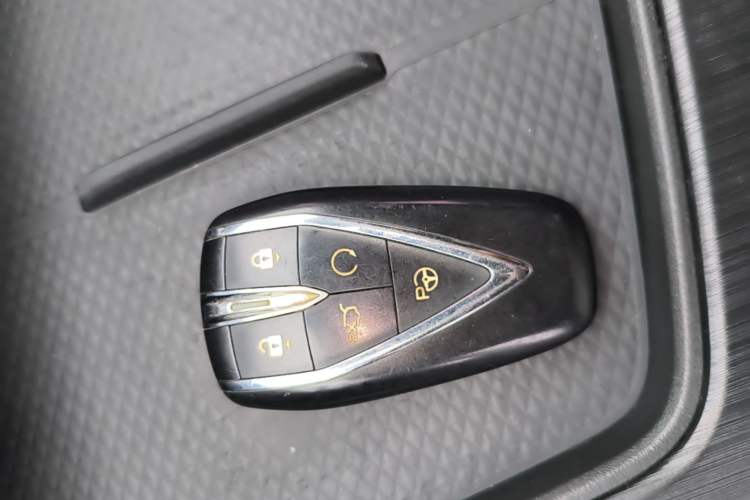 Used CHANGAN UNI-T 2020 1.5T Flagship Version Vehicle Key