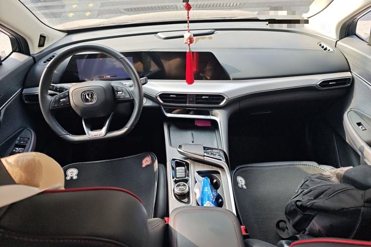 Used CHANGAN UNI-T 2020 1.5T Flagship Version Center Console