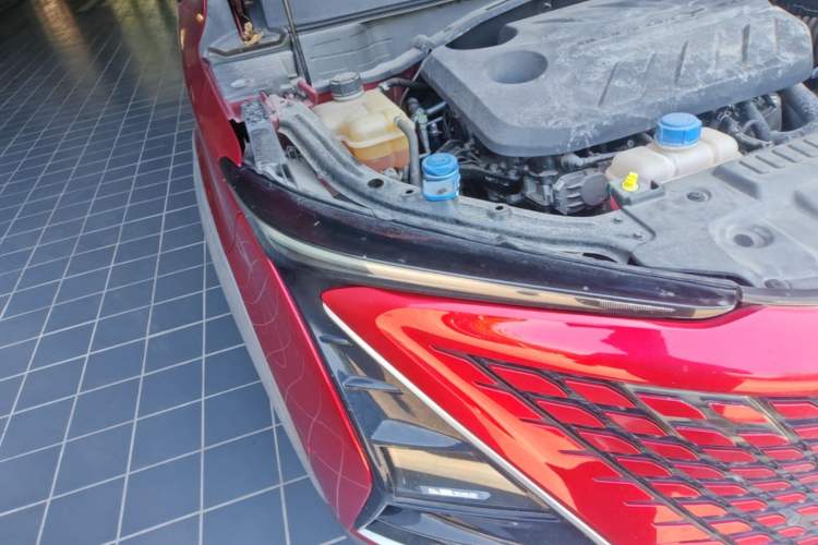 Used CHANGAN UNI-T 2020 1.5T Flagship Version Right Front Headlight