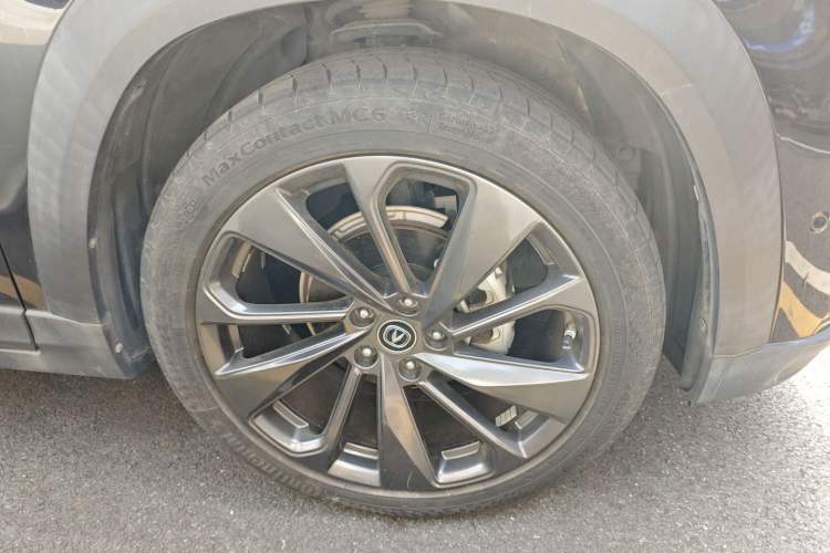 Used CHANGAN UNI-T 2020 1.5T Flagship Version Right Front Wheel Hub