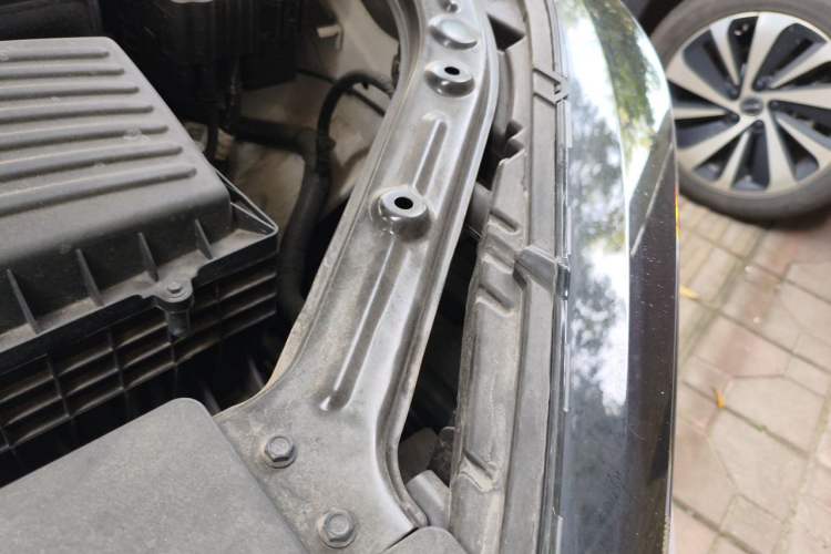 Used CHANGAN UNI-T 2020 1.5T Flagship Version Engine Bay Left