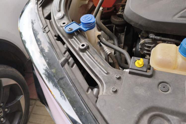 Used CHANGAN UNI-T 2020 1.5T Flagship Version Engine Bay Right