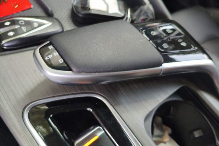 Used CHANGAN UNI-T 2020 1.5T Flagship Version Gear Lever