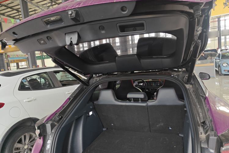 Used CHANGAN UNI-T 2020 1.5T Flagship Version Trunk