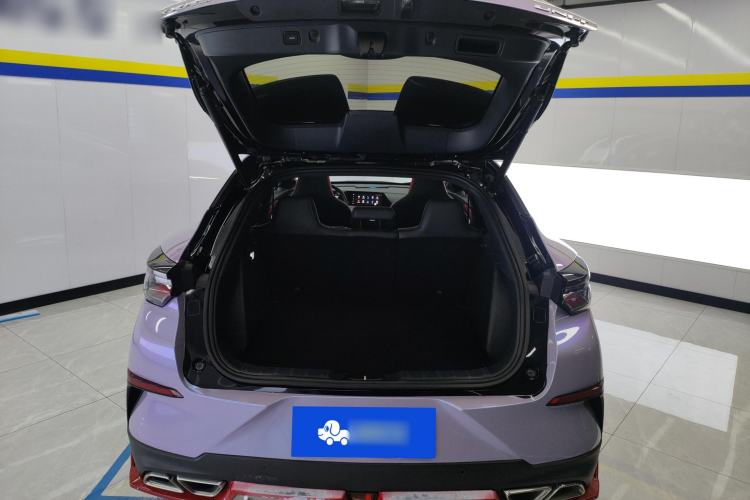Used CHANGAN UNI-T 2020 1.5T Flagship Version Trunk