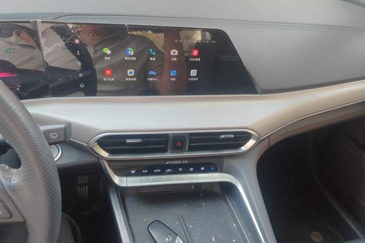 Used CHANGAN UNI-T 2020 1.5T Flagship Version Audio And AC Panel
