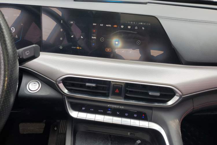 Used CHANGAN UNI-T 2020 1.5T Flagship Version Audio And AC Panel