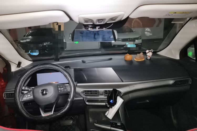 Used CHANGAN UNI-T 2020 1.5T Prestige Version Center Console