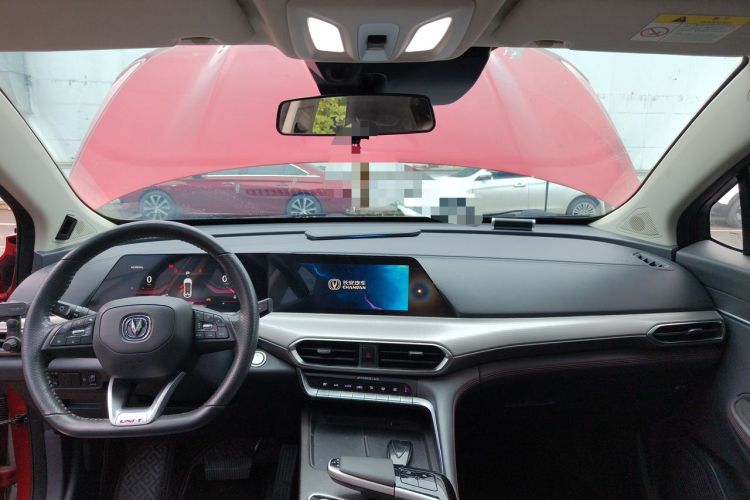 Used CHANGAN UNI-T 2020 1.5T Prestige Version Center Console