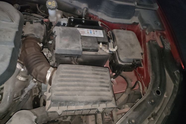 Used CHANGAN UNI-T 2020 1.5T Prestige Version Engine Bay Left