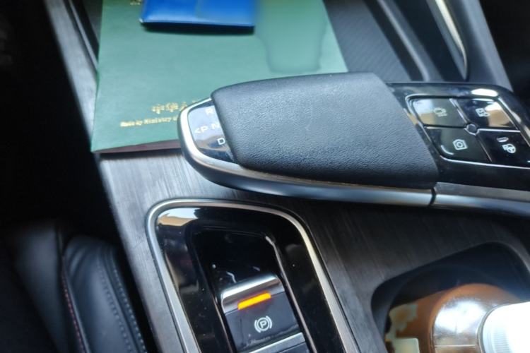 Used CHANGAN UNI-T 2020 1.5T Flagship Version Gear Lever