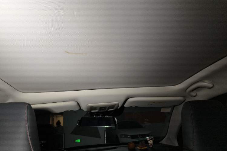 Used CHANGAN UNI-T 2020 1.5T Prestige Version Headliner