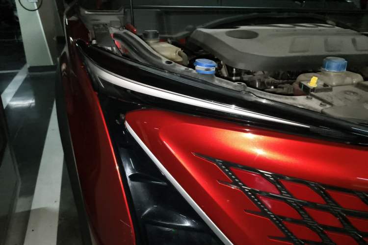 Used CHANGAN UNI-T 2020 1.5T Prestige Version Right Front Headlight