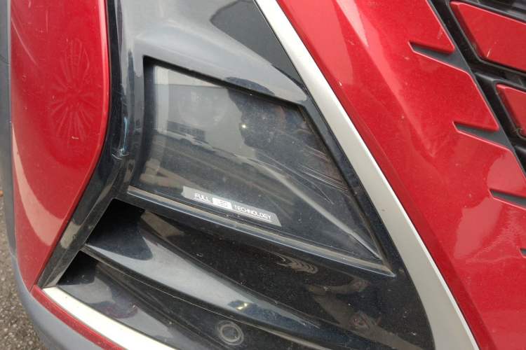 Used CHANGAN UNI-T 2020 1.5T Prestige Version Right Front Headlight