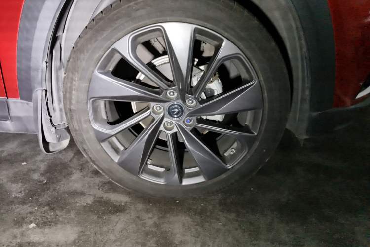 Used CHANGAN UNI-T 2020 1.5T Prestige Version Right Front Wheel Hub