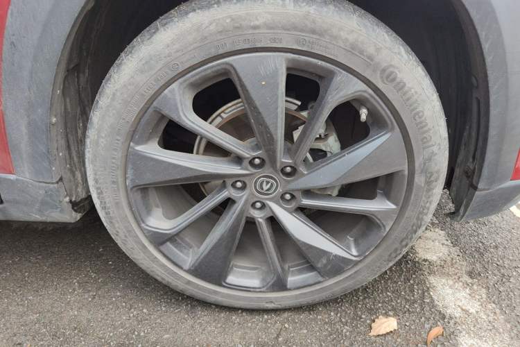 Used CHANGAN UNI-T 2020 1.5T Prestige Version Right Front Wheel Hub