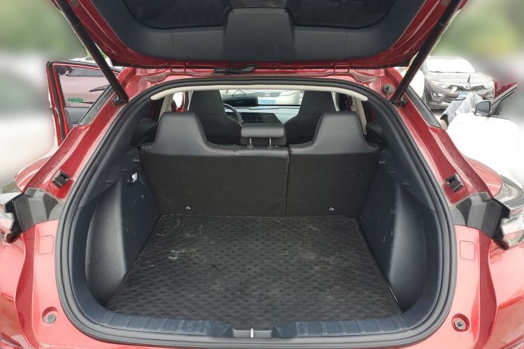 Used CHANGAN UNI-T 2020 1.5T Flagship Version Trunk