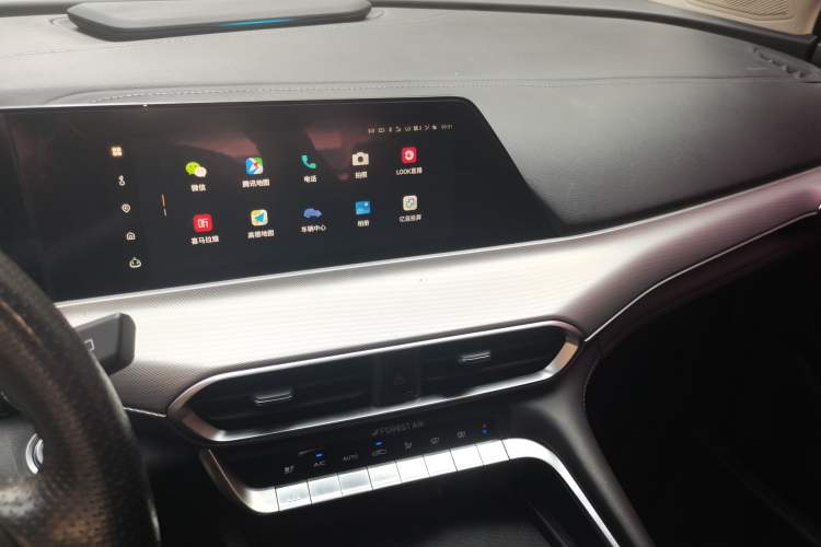 Used CHANGAN UNI-T 2020 1.5T Flagship Version Audio And AC Panel