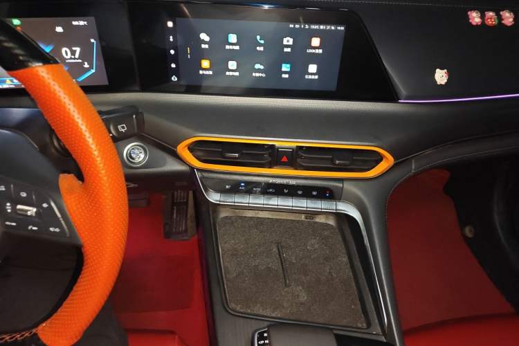 Used CHANGAN UNI-T 2020 1.5T Flagship Version Audio And AC Panel