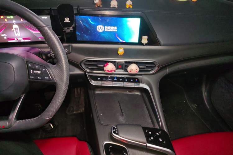 Used CHANGAN UNI-T 2020 1.5T Flagship Version Audio And AC Panel