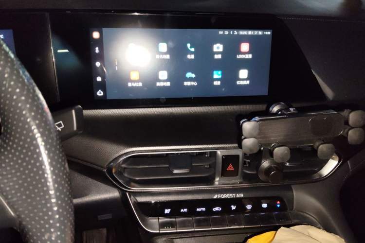 Used CHANGAN UNI-T 2020 1.5T Flagship Version Audio And AC Panel
