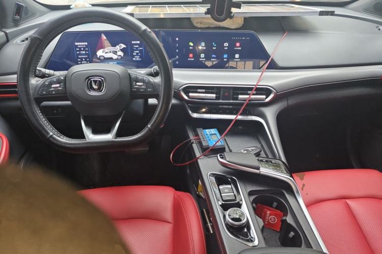 Used CHANGAN UNI-T 2020 1.5T Prestige Version Center Console