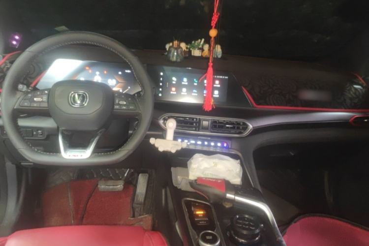 Used CHANGAN UNI-T 2020 1.5T Prestige Version Center Console