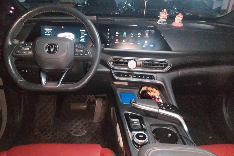 Used CHANGAN UNI-T 2020 1.5T Flagship Version Center Console