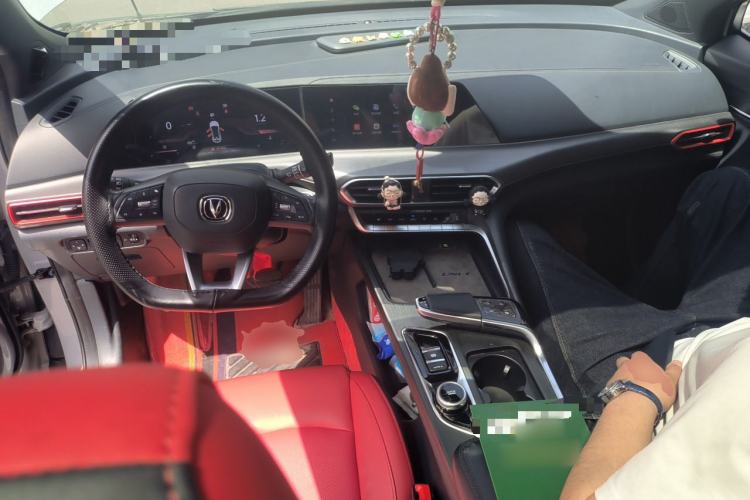 Used CHANGAN UNI-T 2020 1.5T Flagship Version Center Console