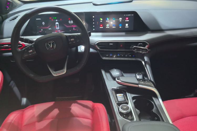 Used CHANGAN UNI-T 2020 1.5T Prestige Version Center Console
