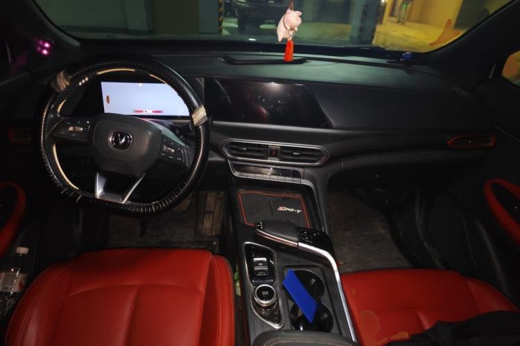 Used CHANGAN UNI-T 2020 1.5T Prestige Version Center Console