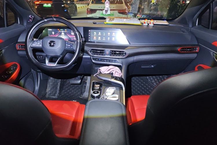 Used CHANGAN UNI-T 2020 1.5T Flagship Version Center Console