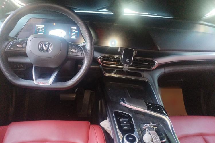 Used CHANGAN UNI-T 2020 1.5T Flagship Version Center Console