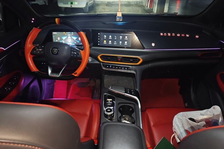 Used CHANGAN UNI-T 2020 1.5T Flagship Version Center Console