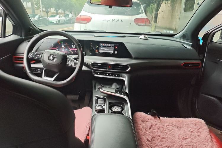 Used CHANGAN UNI-T 2020 1.5T Flagship Version Center Console