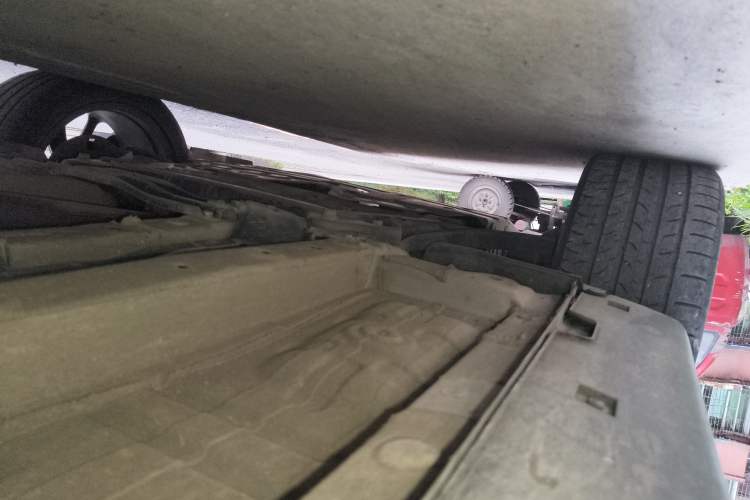 Used CHANGAN UNI-T 2020 1.5T Prestige Version Chassis Front Left