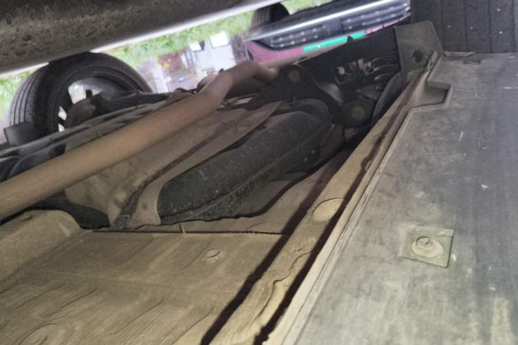 Used CHANGAN UNI-T 2020 1.5T Prestige Version Chassis Rear Right