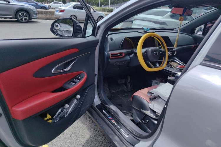 Used CHANGAN UNI-T 2020 1.5T Prestige Version Driver Seat
